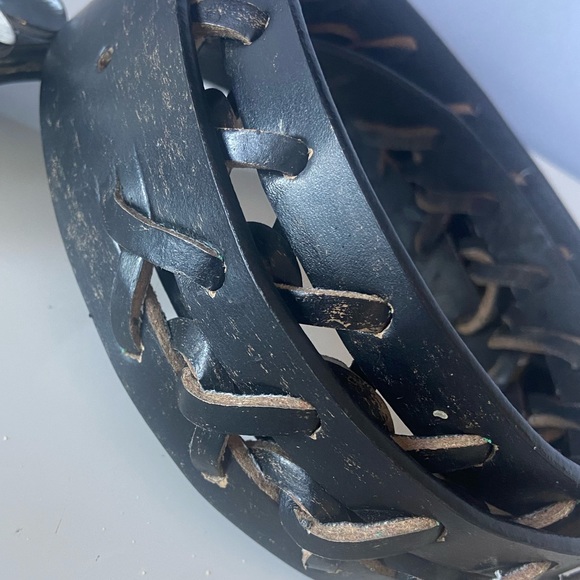 Vintage Black Woven Leather Floral Buckle Belt - Picture 7 of 7